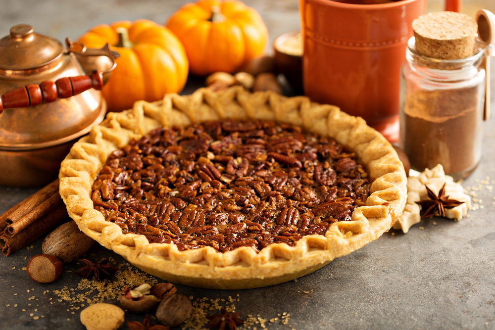 Traditional,Pecan,Pie,,Fall,Dessert,Concept,For,Thanksgiving