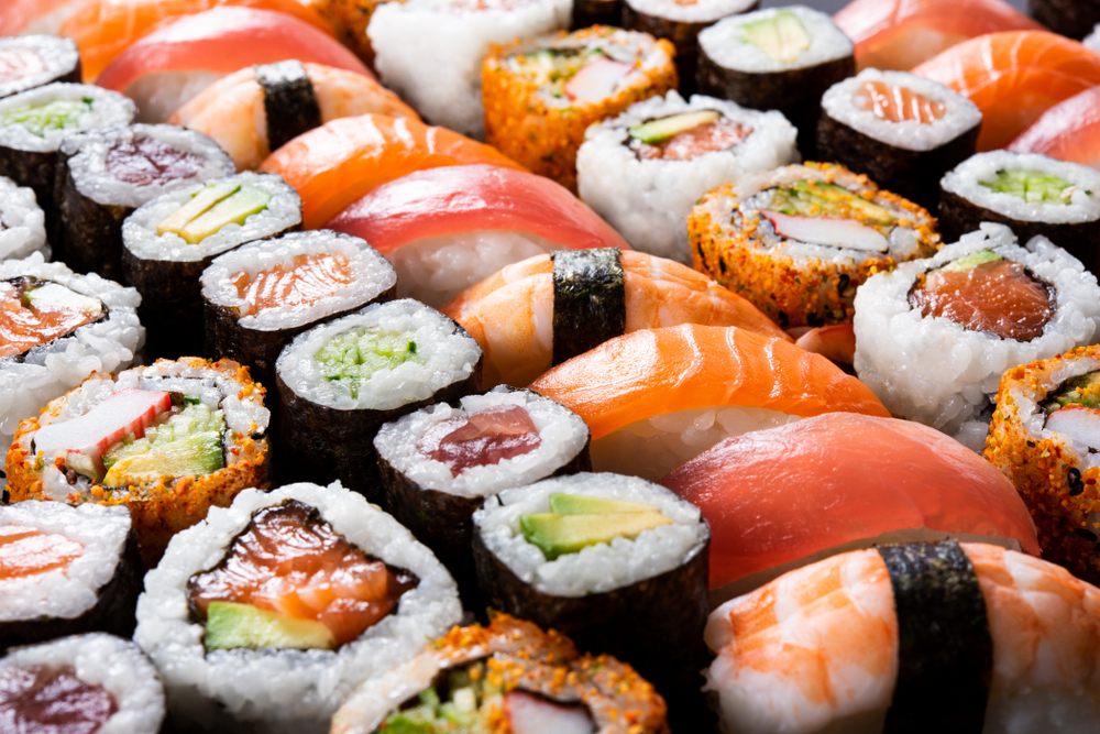 Overhead,Japanese,Sushi,Food.,Maki,Ands,Rolls,With,Tuna,,Salmon,