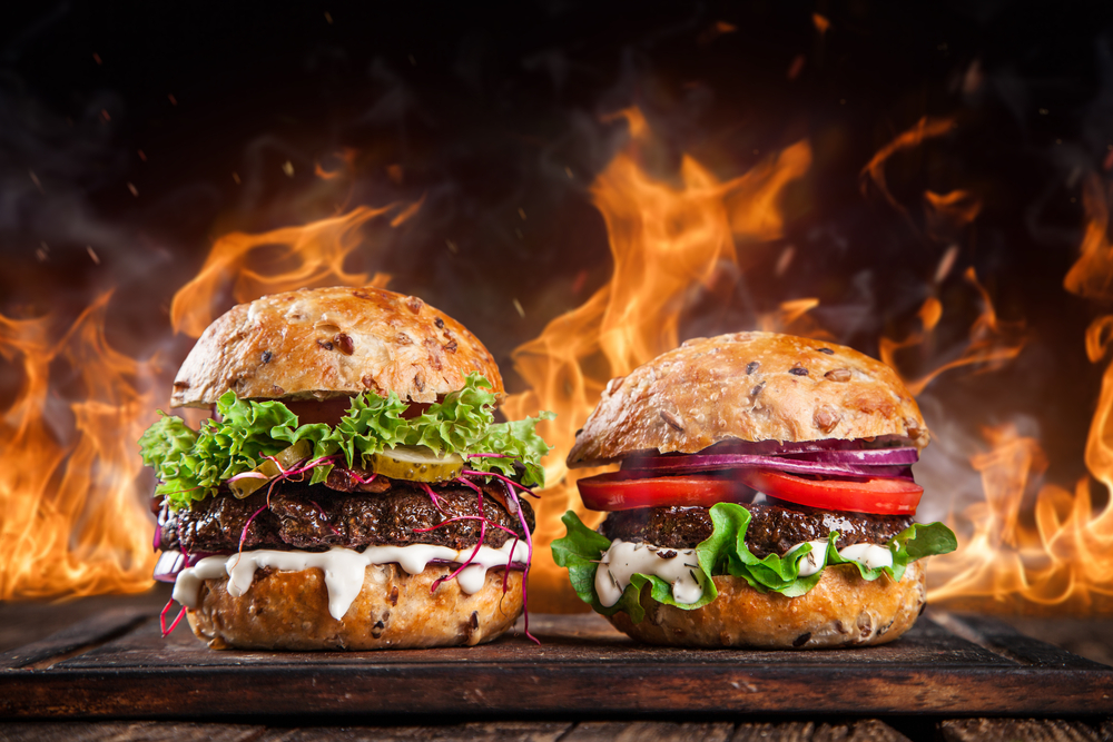 Close-up,Of,Home,Made,Burgers,With,Fire,Flames.