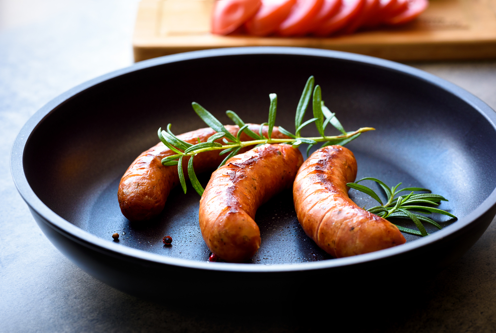 How to Cook Vienna Sausages in 3 Simple Ways - Fanatically Food