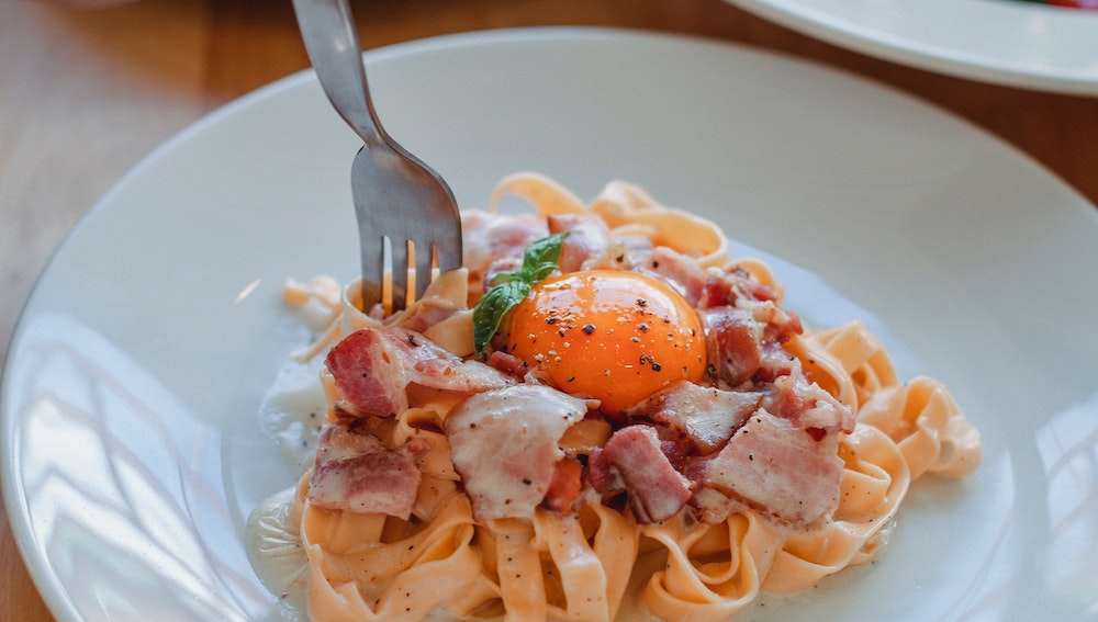 The Role of Eggs in Carbonara